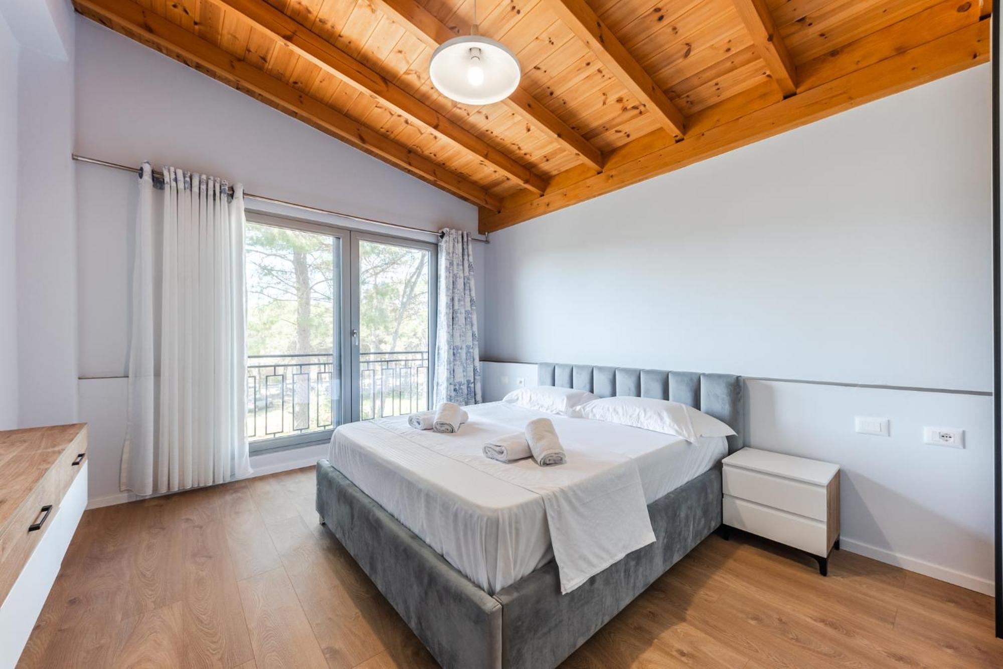 Beni'S Villa Apartments By Ps Golem  Extérieur photo